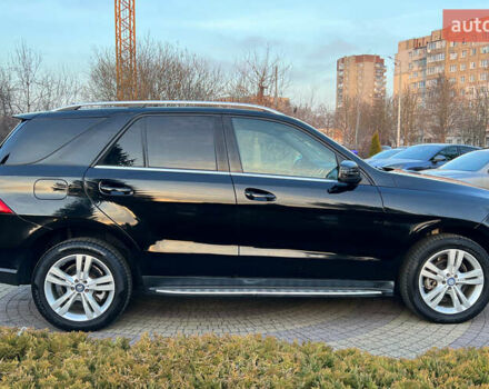 Черный Мерседес М-Класс, объемом двигателя 2.99 л и пробегом 289 тыс. км за 19800 $, фото 7 на Automoto.ua