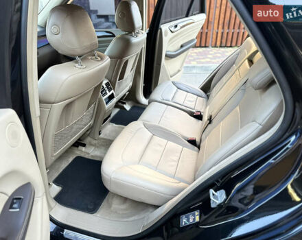 Черный Мерседес М-Класс, объемом двигателя 2.99 л и пробегом 224 тыс. км за 26200 $, фото 10 на Automoto.ua