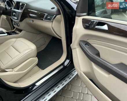 Чорний Мерседес М-Клас, об'ємом двигуна 2.14 л та пробігом 170 тис. км за 24900 $, фото 15 на Automoto.ua