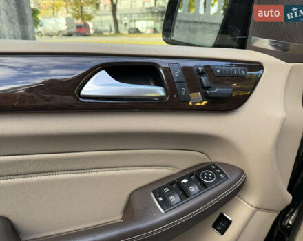 Чорний Мерседес М-Клас, об'ємом двигуна 2.14 л та пробігом 205 тис. км за 17999 $, фото 9 на Automoto.ua