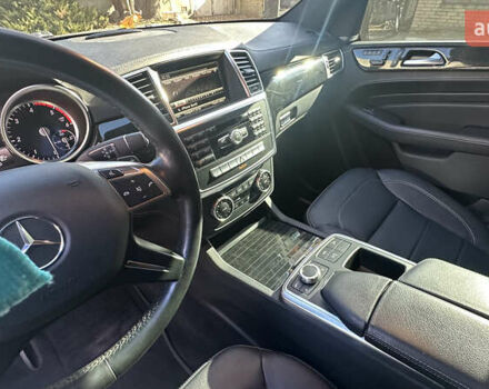 Черный Мерседес М-Класс, объемом двигателя 2.99 л и пробегом 90 тыс. км за 32000 $, фото 22 на Automoto.ua
