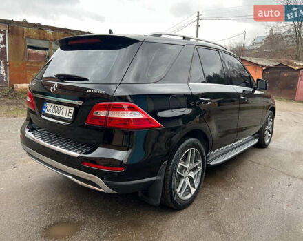 Чорний Мерседес М-Клас, об'ємом двигуна 3 л та пробігом 270 тис. км за 25000 $, фото 3 на Automoto.ua