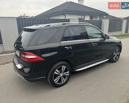 Черный Мерседес М-Класс, объемом двигателя 2.99 л и пробегом 201 тыс. км за 22000 $, фото 25 на Automoto.ua