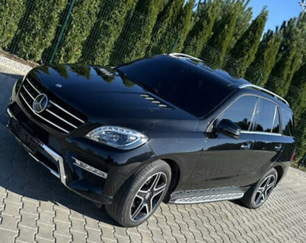 Черный Мерседес М-Класс, объемом двигателя 2.99 л и пробегом 90 тыс. км за 32000 $, фото 6 на Automoto.ua