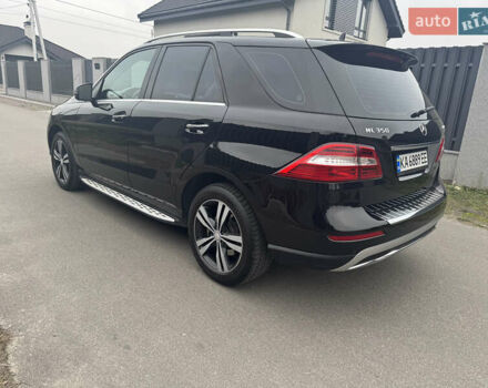 Черный Мерседес М-Класс, объемом двигателя 2.99 л и пробегом 201 тыс. км за 22000 $, фото 32 на Automoto.ua