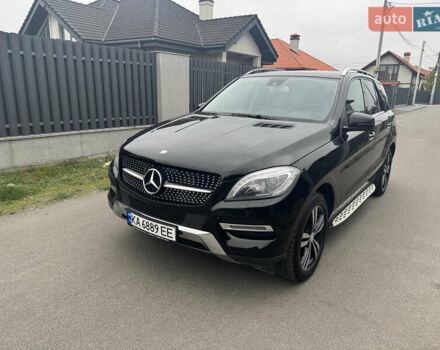 Черный Мерседес М-Класс, объемом двигателя 2.99 л и пробегом 201 тыс. км за 22000 $, фото 16 на Automoto.ua