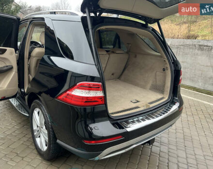 Чорний Мерседес М-Клас, об'ємом двигуна 2.14 л та пробігом 170 тис. км за 24900 $, фото 18 на Automoto.ua