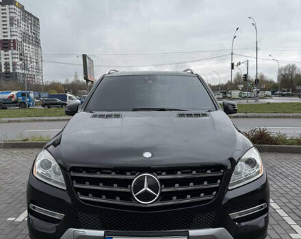 Черный Мерседес М-Класс, объемом двигателя 3.5 л и пробегом 127 тыс. км за 16500 $, фото 2 на Automoto.ua