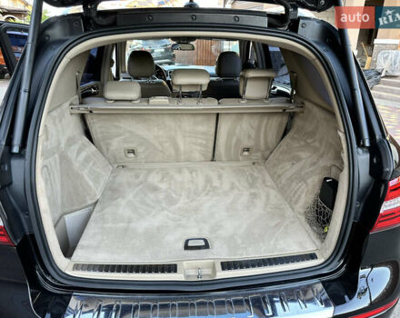 Черный Мерседес М-Класс, объемом двигателя 2.99 л и пробегом 224 тыс. км за 26200 $, фото 26 на Automoto.ua