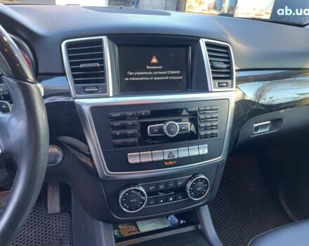 Черный Мерседес М-Класс, объемом двигателя 35 л и пробегом 134 тыс. км за 18490 $, фото 28 на Automoto.ua