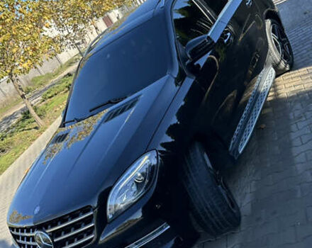 Черный Мерседес М-Класс, объемом двигателя 2.99 л и пробегом 90 тыс. км за 32000 $, фото 4 на Automoto.ua