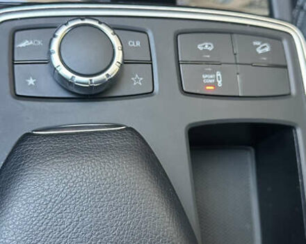 Черный Мерседес М-Класс, объемом двигателя 2.99 л и пробегом 90 тыс. км за 32000 $, фото 10 на Automoto.ua