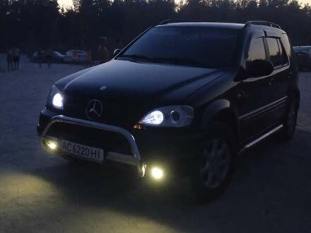Мерседес М-Класс 2001 в Владимир-Волынский на Automoto.ua Черный Мерседес М-Класс, объемом двигателя 4.3 л и пробегом 380 тыс. км за 8200 $, фото 1 на Automoto.ua