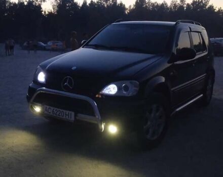Мерседес М-Класс 2001 в Владимир-Волынский на Automoto.ua Черный Мерседес М-Класс, объемом двигателя 4.3 л и пробегом 380 тыс. км за 8200 $, фото 1 на Automoto.ua