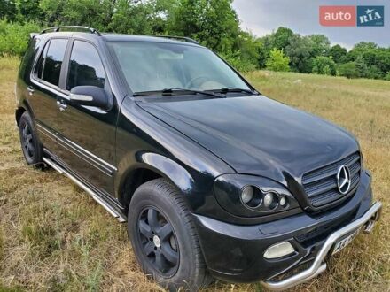 Мерседес М-Класс 2001 в Днепре (Днепропетровске) на Automoto.ua Черный Мерседес М-Класс, объемом двигателя 5 л и пробегом 435 тыс. км за 5800 $, фото 1 на Automoto.ua