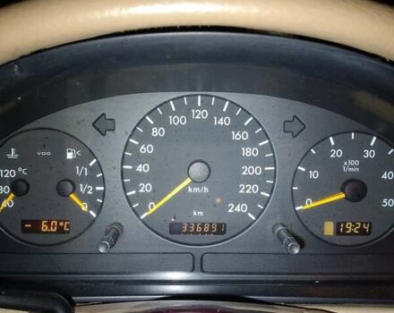 Черный Мерседес М-Класс, объемом двигателя 2.7 л и пробегом 336 тыс. км за 4100 $, фото 1 на Automoto.ua