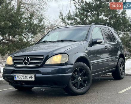 Черный Мерседес М-Класс, объемом двигателя 2.7 л и пробегом 288 тыс. км за 6590 $, фото 1 на Automoto.ua