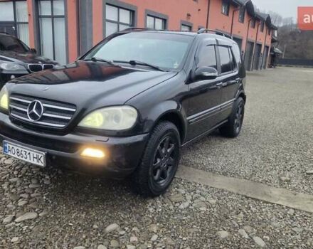 Черный Мерседес М-Класс, объемом двигателя 4 л и пробегом 343 тыс. км за 5250 $, фото 1 на Automoto.ua