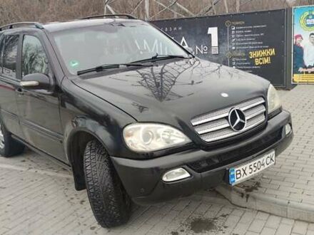 Мерседес М-Клас 2004 у Каменце-Подольском на Automoto.ua Чорний Мерседес М-Клас, об'ємом двигуна 2.69 л та пробігом 350 тис. км за 7800 $, фото 1 на Automoto.ua