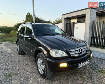 Чорний Мерседес М-Клас, об'ємом двигуна 2.69 л та пробігом 370 тис. км за 7500 $, фото 1 на Automoto.ua