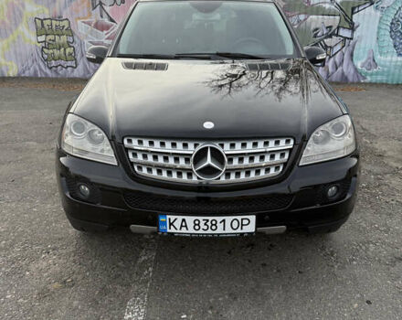 Чорний Мерседес М-Клас, об'ємом двигуна 3.5 л та пробігом 156 тис. км за 13700 $, фото 1 на Automoto.ua