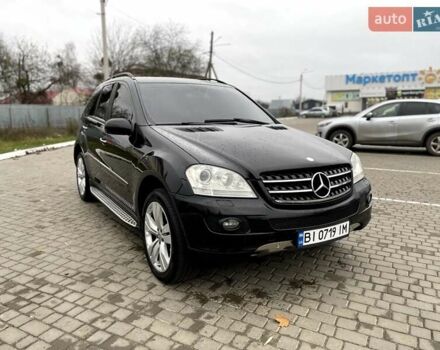 Чорний Мерседес М-Клас, об'ємом двигуна 2.99 л та пробігом 398 тис. км за 10800 $, фото 1 на Automoto.ua