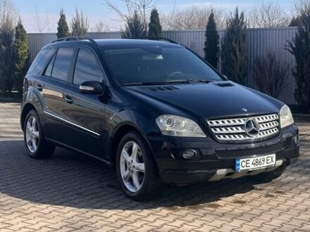 Чорний Мерседес М-Клас, об'ємом двигуна 3 л та пробігом 389 тис. км за 10399 $, фото 1 на Automoto.ua