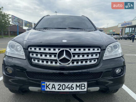 Мерседес М-Класс 2006 в Борисполе на Automoto.ua Черный Мерседес М-Класс, объемом двигателя 2.99 л и пробегом 337 тыс. км за 11500 $, фото 1 на Automoto.ua