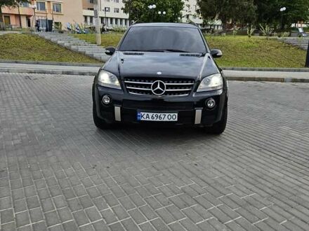 Мерседес М-Класс 2006 в Ровно на Automoto.ua Черный Мерседес М-Класс, объемом двигателя 6.2 л и пробегом 286 тыс. км за 11100 $, фото 1 на Automoto.ua