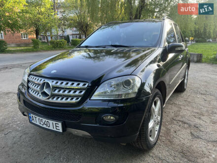 Мерседес М-Класс 2006 в Надворной на Automoto.ua Черный Мерседес М-Класс, объемом двигателя 3 л и пробегом 344 тыс. км за 9800 $, фото 1 на Automoto.ua