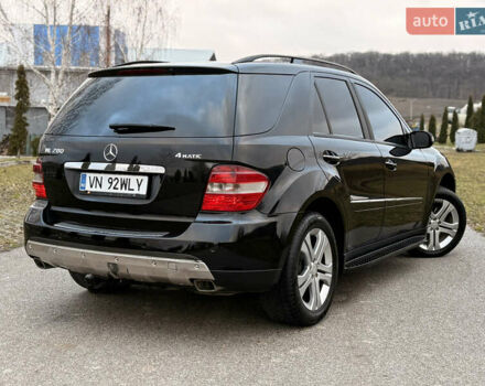 Чорний Мерседес М-Клас, об'ємом двигуна 3 л та пробігом 275 тис. км за 7900 $, фото 1 на Automoto.ua