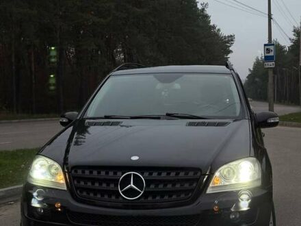 Чорний Мерседес М-Клас, об'ємом двигуна 2.99 л та пробігом 396 тис. км за 12000 $, фото 1 на Automoto.ua