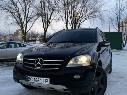 Мерседес М-Класс 2007 в Львове на Automoto.ua Черный Мерседес М-Класс, объемом двигателя 3.5 л и пробегом 288 тыс. км за 12999 $, фото 1 на Automoto.ua