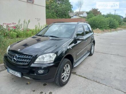 Мерседес М-Класс 2007 в Николаеве на Automoto.ua Черный Мерседес М-Класс, объемом двигателя 3.5 л и пробегом 300 тыс. км за 13100 $, фото 1 на Automoto.ua