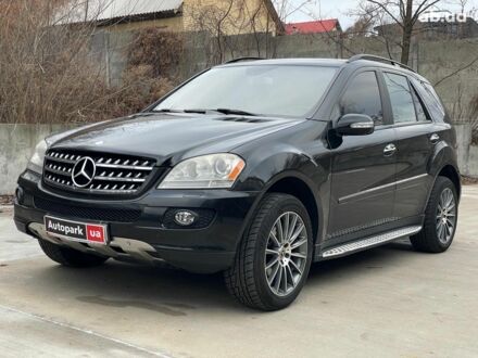 Мерседес М-Класс 2008 в Киеве на Automoto.ua Черный Мерседес М-Класс, объемом двигателя 3.5 л и пробегом 250 тыс. км за 11290 $, фото 1 на Automoto.ua