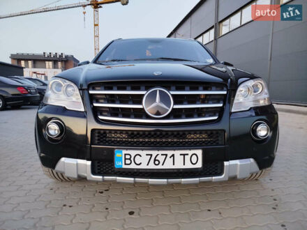 Мерседес М-Класс 2008 в Львове на Automoto.ua Черный Мерседес М-Класс, объемом двигателя 5.5 л и пробегом 300 тыс. км за 16999 $, фото 1 на Automoto.ua