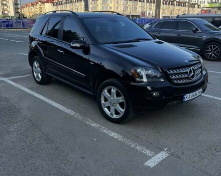 Чорний Мерседес М-Клас, об'ємом двигуна 3.5 л та пробігом 250 тис. км за 11100 $, фото 1 на Automoto.ua