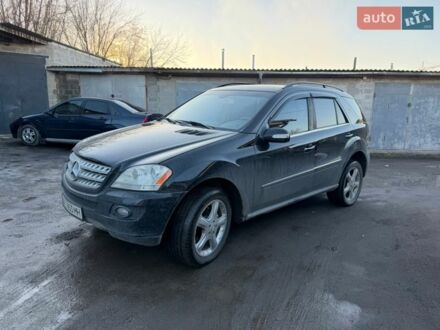 Чорний Мерседес М-Клас, об'ємом двигуна 2.99 л та пробігом 290 тис. км за 9800 $, фото 1 на Automoto.ua