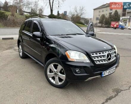 Чорний Мерседес М-Клас, об'ємом двигуна 2.99 л та пробігом 370 тис. км за 10900 $, фото 1 на Automoto.ua