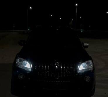 Чорний Мерседес М-Клас, об'ємом двигуна 5.5 л та пробігом 268 тис. км за 14000 $, фото 1 на Automoto.ua