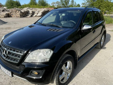 Мерседес М-Класс 2009 в Козовой на Automoto.ua Черный Мерседес М-Класс, объемом двигателя 3 л и пробегом 260 тыс. км за 13600 $, фото 1 на Automoto.ua