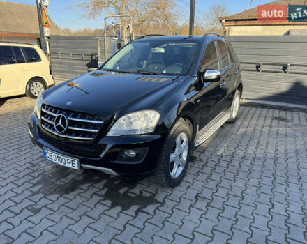 Черный Мерседес М-Класс, объемом двигателя 2.99 л и пробегом 271 тыс. км за 14900 $, фото 1 на Automoto.ua