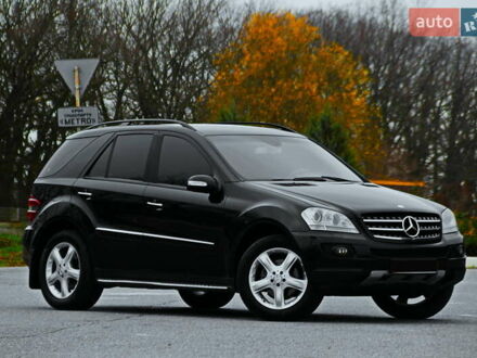 Черный Мерседес М-Класс, объемом двигателя 3 л и пробегом 147 тыс. км за 13200 $, фото 1 на Automoto.ua