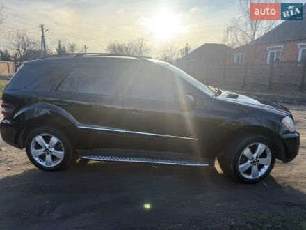 Чорний Мерседес М-Клас, об'ємом двигуна 3.5 л та пробігом 204 тис. км за 11000 $, фото 1 на Automoto.ua