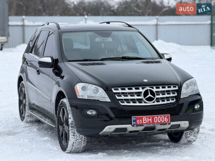 Чорний Мерседес М-Клас, об'ємом двигуна 3.01 л та пробігом 307 тис. км за 14500 $, фото 1 на Automoto.ua