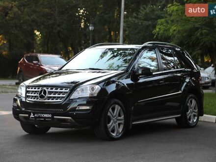 Мерседес М-Класс 2010 в Харькове на Automoto.ua Черный Мерседес М-Класс, объемом двигателя 3.5 л и пробегом 197 тыс. км за 13500 $, фото 1 на Automoto.ua