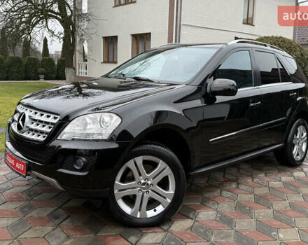 Черный Мерседес М-Класс, объемом двигателя 3 л и пробегом 268 тыс. км за 14250 $, фото 1 на Automoto.ua