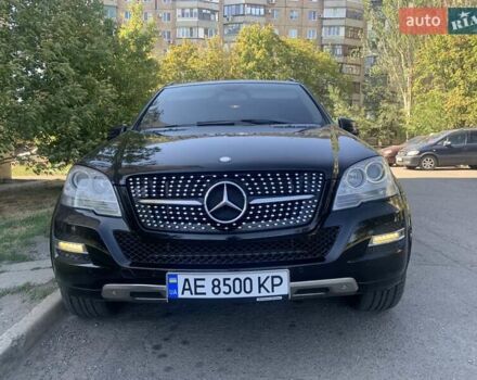 Чорний Мерседес М-Клас, об'ємом двигуна 3.5 л та пробігом 225 тис. км за 16000 $, фото 1 на Automoto.ua