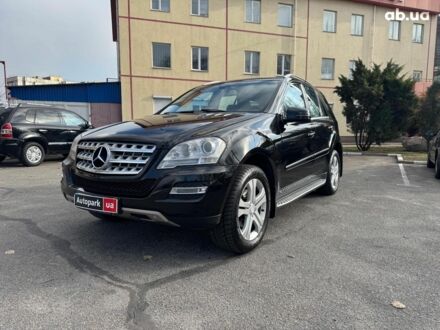 Мерседес М-Класс 2011 в Запорожье на Automoto.ua Черный Мерседес М-Класс, объемом двигателя 3 л и пробегом 290 тыс. км за 18490 $, фото 1 на Automoto.ua