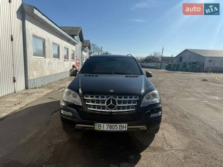 Мерседес М-Класс 2011 в Полтаве на Automoto.ua Черный Мерседес М-Класс, объемом двигателя 2.99 л и пробегом 270 тыс. км за 15500 $, фото 1 на Automoto.ua